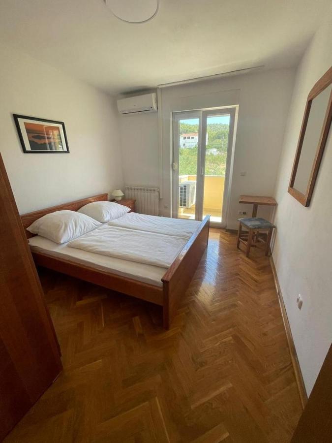 Apartments By The Sea Slatine, Ciovo - 1139 Exterior foto